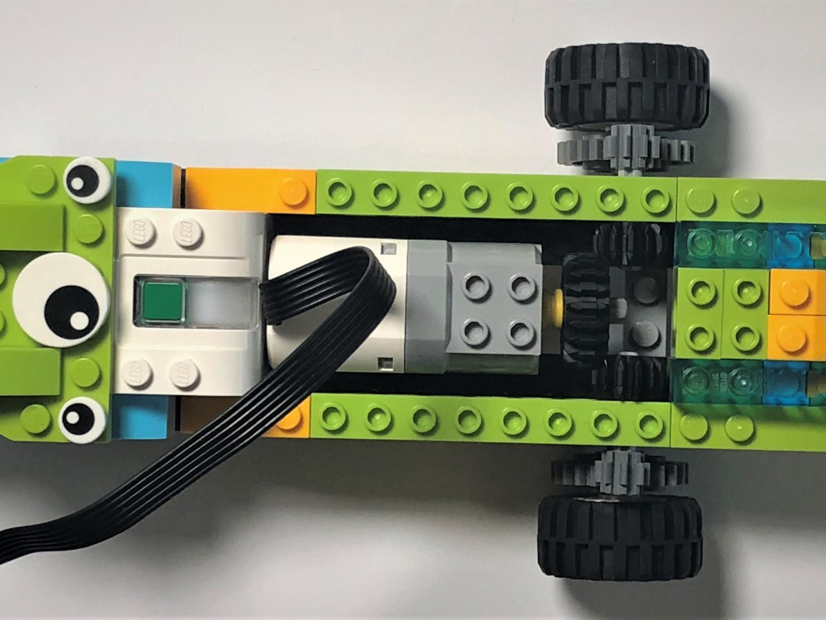 LEGO WeDo 2.0 – Use Bevel Gearbox to Build a Swirling&nbsp;Vehicle