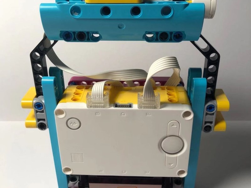 LEGO Spike Prime – Explanation of Accelerometer Data and Line Graph&nbsp;Analysis