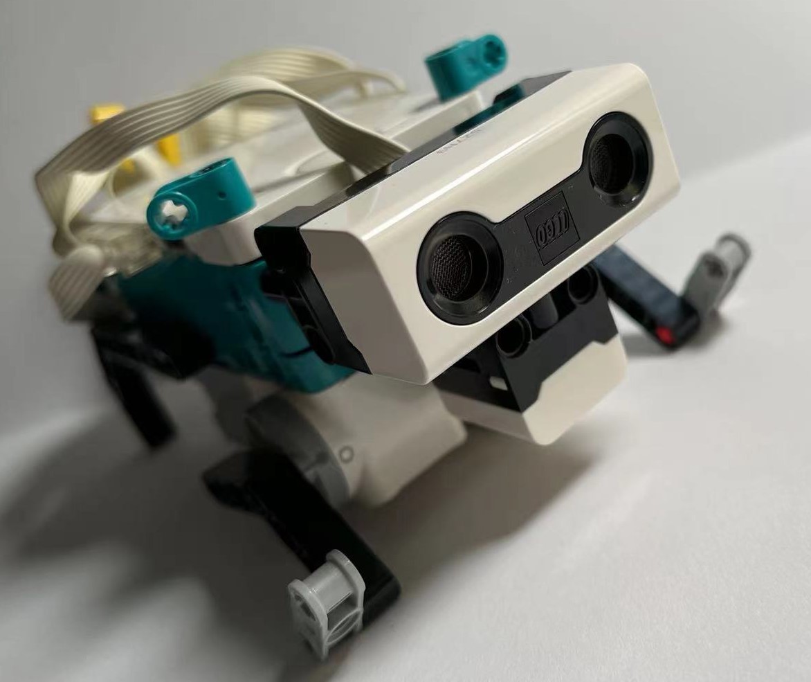 Use LEGO MindStorms Inventor to Build a Pet Dog – Code it with Both Blockly Language and Python – Part&nbsp;Two